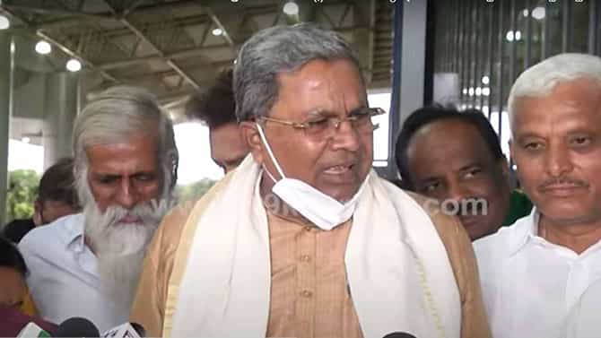 ಜಿಎಸ್​ಟಿಯಿಂದ ಕರ್ನಾಟಕಕ್ಕೆ 20 ಸಾವಿರ ಕೋಟಿ ನಷ್ಟ, ಪರಿಹಾರ ಮುಂದುವರಿಸಲು ಸಿದ್ದರಾಮಯ್ಯ ಆಗ್ರಹ