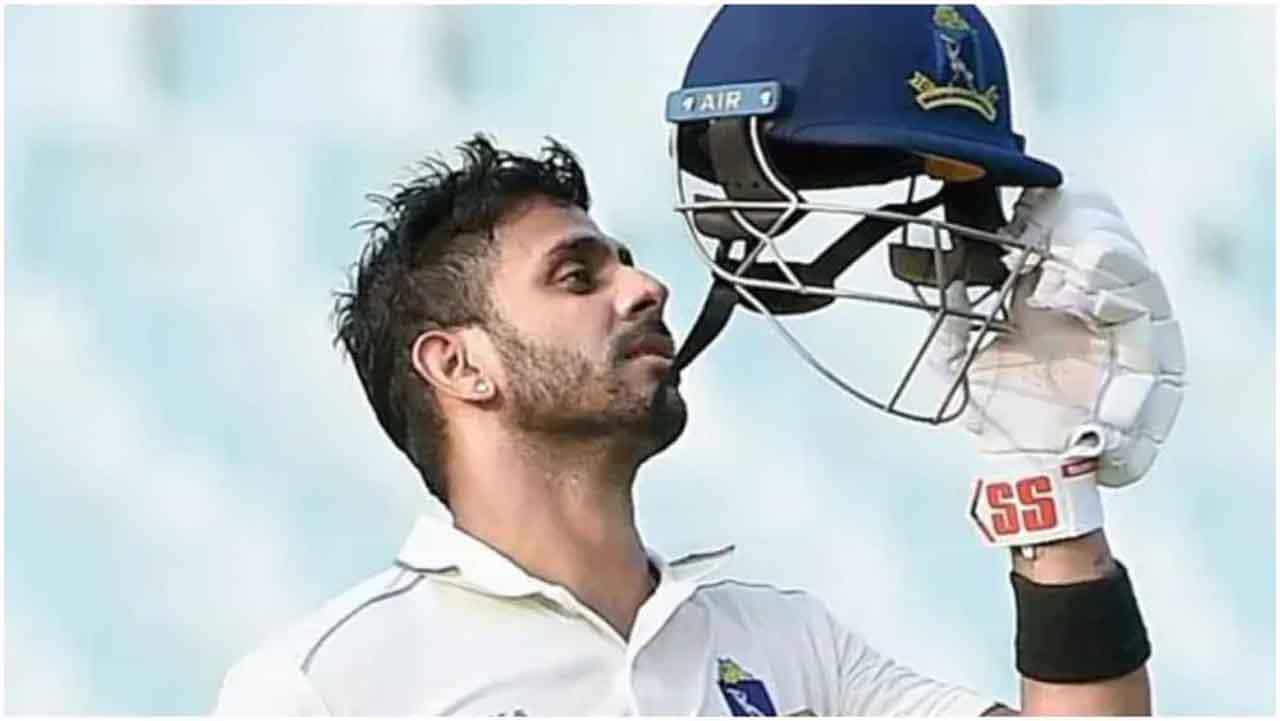 Ranji Trophy: ಸಂಕಷ್ಟದಲ್ಲಿದ್ದ ತಂಡಕ್ಕೆ ಕ್ರೀಡಾ ಸಚಿವರ ನೆರವು; ರಣಜಿ ಸೆಮಿಫೈನಲ್ನಲ್ಲಿ ಮನೋಜ್ ಅಬ್ಬರ Ranji Trophy: ಸಂಕಷ್ಟದಲ್ಲಿದ್ದ ತಂಡಕ್ಕೆ ಕ್ರೀಡಾ ಸಚಿವರ ನೆರವು; ರಣಜಿ ಸೆಮಿಫೈನಲ್ನಲ್ಲಿ ಮನೋಜ್ ಅಬ್ಬರ