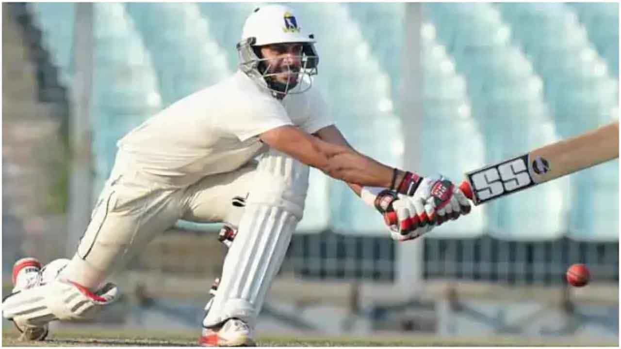 Ranji Trophy 2022: ರಣಜಿ ಟೂರ್ನಿಯಲ್ಲಿ ಸತತ ಎರಡನೇ ಶತಕ ಸಿಡಿಸಿದ ಬಂಗಾಳದ ಕ್ರೀಡಾ ಸಚಿವ..! Ranji Trophy 2022: ರಣಜಿ ಟೂರ್ನಿಯಲ್ಲಿ ಸತತ ಎರಡನೇ ಶತಕ ಸಿಡಿಸಿದ ಬಂಗಾಳದ ಕ್ರೀಡಾ ಸಚಿವ..!