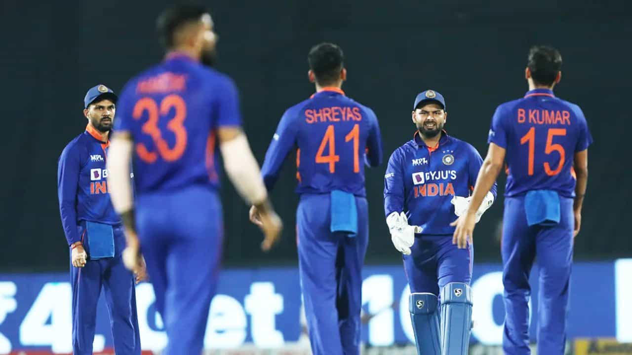 IND vs SA: ಗೆದ್ದರೂ ದೂರವಾಗಿಲ್ಲ ಟೀಮ್ ಇಂಡಿಯಾ ಚಿಂತೆ..! IND vs SA: ಗೆದ್ದರೂ ದೂರವಾಗಿಲ್ಲ ಟೀಮ್ ಇಂಡಿಯಾ ಚಿಂತೆ..!