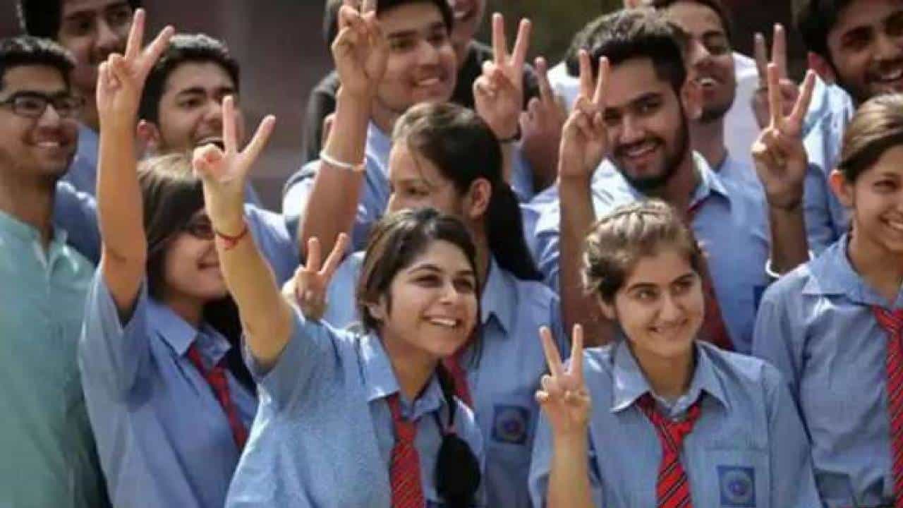 Karnataka 2nd PUC Toppers List 2022: ದ್ವಿತೀಯ ಪಿಯುಸಿ ಫಲಿತಾಂಶ; ಶ್ವೇತಾ, ಸಹನಾ ಕಲಾ ವಿಭಾಗದಲ್ಲಿ, ಮಾನವ್ ವಿನಯ್ ವಾಣಿಜ್ಯದಲ್ಲಿ, ಸೀಮ್ರಾನ್ ವಿಜ್ಞಾನದಲ್ಲಿ ಕರ್ನಾಟಕಕ್ಕೆ ಪ್ರಥಮ Karnataka 2nd PUC Toppers List 2022: ದ್ವಿತೀಯ ಪಿಯುಸಿ ಫಲಿತಾಂಶ; ಶ್ವೇತಾ, ಸಹನಾ ಕಲಾ ವಿಭಾಗದಲ್ಲಿ, ಮಾನವ್ ವಿನಯ್ ವಾಣಿಜ್ಯದಲ್ಲಿ, ಸೀಮ್ರಾನ್ ವಿಜ್ಞಾನದಲ್ಲಿ ಕರ್ನಾಟಕಕ್ಕೆ ಪ್ರಥಮ