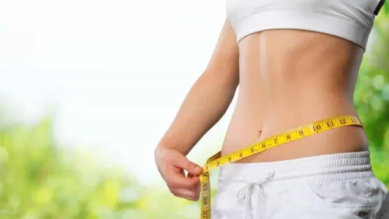 Weight Loss: ಸಂಜೆ 7 ಗಂಟೆ ನಂತರ ಆಹಾರ ಸೇವಿಸಿದರೂ ತೂಕ ಇಳಿಸಿಕೊಳ್ಳಬಹುದೇ? Weight Loss: ಸಂಜೆ 7 ಗಂಟೆ ನಂತರ ಆಹಾರ ಸೇವಿಸಿದರೂ ತೂಕ ಇಳಿಸಿಕೊಳ್ಳಬಹುದೇ?