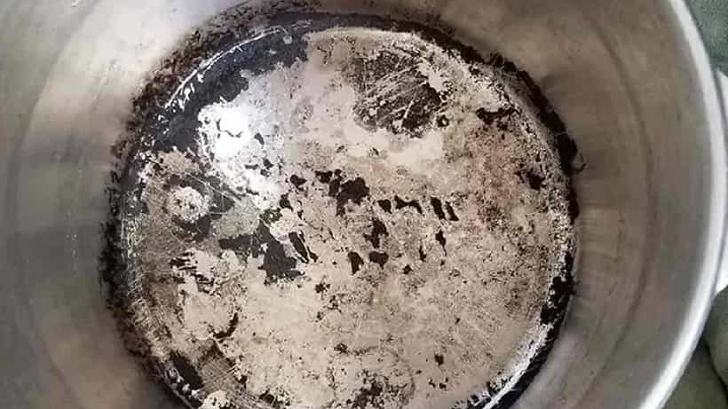 Black Stains: ಸುಟ್ಟು ಕರಕಲಾಗಿರುವ ಕುಕ್ಕರ್ನಿಂದ ಕಪ್ಪು ಕಲೆಯನ್ನು ಹೋಗಲಾಡಿಸುವುದು ಹೇಗೆ?