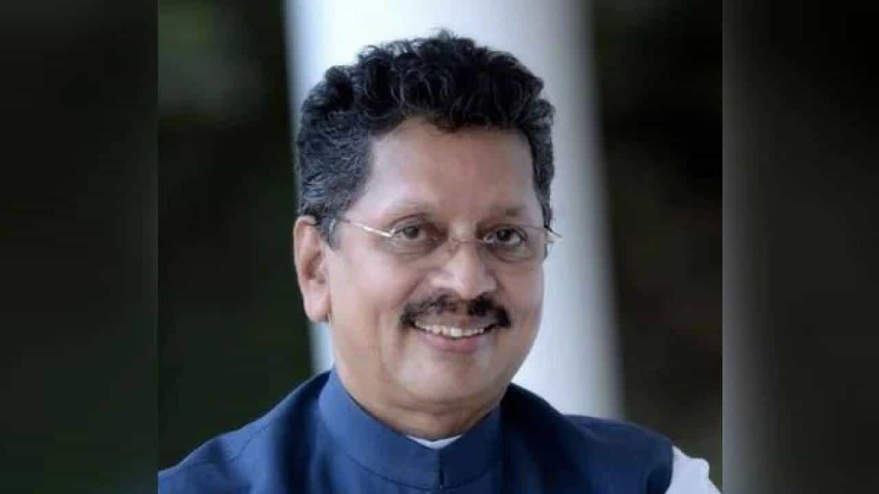 ಉದ್ಧವ್ ಠಾಕ್ರೆ ರಾಜೀನಾಮೆಯಿಂದ ಸಂತೋಷವಾಗಿಲ್ಲ: ಬಂಡಾಯ ಶಾಸಕ ಉದ್ಧವ್ ಠಾಕ್ರೆ ರಾಜೀನಾಮೆಯಿಂದ ಸಂತೋಷವಾಗಿಲ್ಲ: ಬಂಡಾಯ ಶಾಸಕ