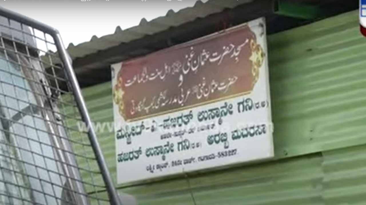 ಮುಸ್ಲಿಮರ ಪ್ರಾರ್ಥನಾ ಸ್ಥಳದಲ್ಲಿ ಹಿಂದೂಗಳ ವಿರುದ್ಧ ಮಾತು ಕೇಳಿಬಂದಿದ್ದು ಗಂಗಾವತಿ ಬಳಿಯ ಒಂದು ಕ್ಯಾಂಪ್​ನಲ್ಲಿ 