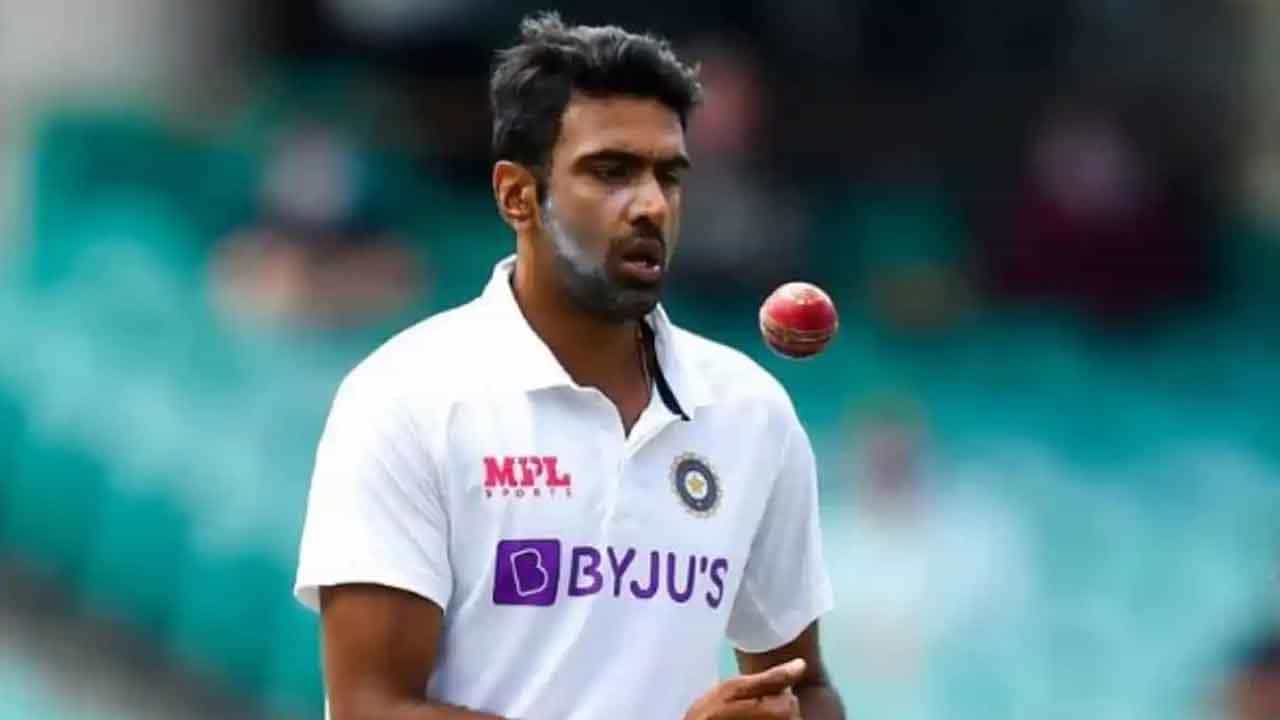 R. Ashwin: ಆರ್. ಅಶ್ವಿನ್ಗೆ ಕೋವಿಡ್-19 ಪಾಸಿಟಿವ್: ಇಂಗ್ಲೆಂಡ್ ಟೆಸ್ಟ್ ಪಂದ್ಯಕ್ಕೂ ಮುನ್ನ ಭಾರತಕ್ಕೆ ಶಾಕ್ R. Ashwin: ಆರ್. ಅಶ್ವಿನ್ಗೆ ಕೋವಿಡ್-19 ಪಾಸಿಟಿವ್: ಇಂಗ್ಲೆಂಡ್ ಟೆಸ್ಟ್ ಪಂದ್ಯಕ್ಕೂ ಮುನ್ನ ಭಾರತಕ್ಕೆ ಶಾಕ್