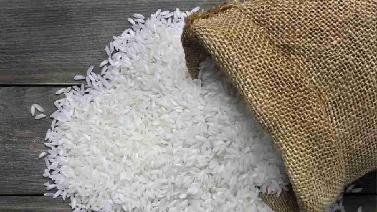 Rice Price Hike: ಅಕ್ಕಿ ರಫ್ತನ್ನು ನಿರ್ಬಂಧಿಸುವ ಆತಂಕದಲ್ಲಿ ಬೇಡಿಕೆ, ಬೆಲೆ ಹೆಚ್ಚಳದ ಲೆಕ್ಕಾಚಾರ