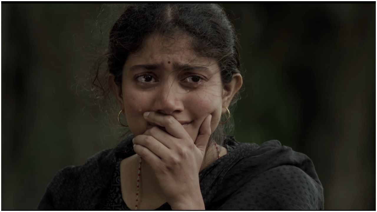 Sai Pallavi: ಪಾತ್ರಕ್ಕಾಗಿ ಸಾಯಿ ಪಲ್ಲವಿ 2 ದಿನ ಉಪವಾಸ; ಇವರೇ ನಿಜವಾದ ನ್ಯಾಷನಲ್ ಕ್ರಶ್ ಎಂದ ಫ್ಯಾನ್ಸ್ Sai Pallavi: ಪಾತ್ರಕ್ಕಾಗಿ ಸಾಯಿ ಪಲ್ಲವಿ 2 ದಿನ ಉಪವಾಸ; ಇವರೇ ನಿಜವಾದ ನ್ಯಾಷನಲ್ ಕ್ರಶ್ ಎಂದ ಫ್ಯಾನ್ಸ್
