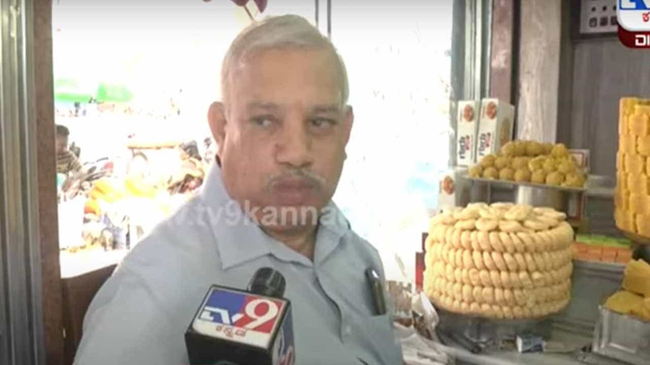 ವಿಶ್ವಪ್ರಸಿದ್ಧ ಮೈಸೂರು ಪಾಕನ್ನು ಪ್ರಧಾನಿ ಮೋದಿಯವರಿಗೆ ತಿನ್ನಿಸಿ ಅದರ ಇತಿಹಾಸ ತಿಳಿಸುವ ಆಸೆ ಅದನ್ನು ಕಂಡುಹಿಡಿದ ಕುಟುಂಬಕ್ಕಿದೆ ವಿಶ್ವಪ್ರಸಿದ್ಧ ಮೈಸೂರು ಪಾಕನ್ನು ಪ್ರಧಾನಿ ಮೋದಿಯವರಿಗೆ ತಿನ್ನಿಸಿ ಅದರ ಇತಿಹಾಸ ತಿಳಿಸುವ ಆಸೆ ಅದನ್ನು ಕಂಡುಹಿಡಿದ ಕುಟುಂಬಕ್ಕಿದೆ