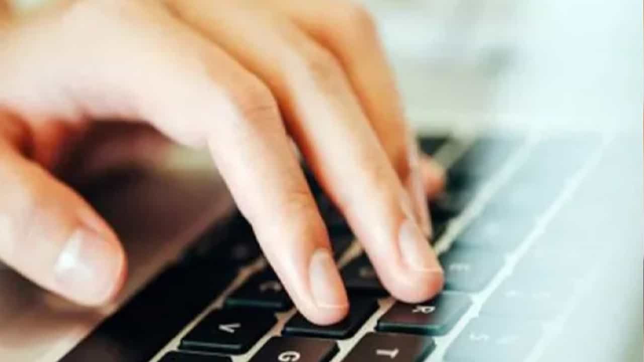 ExpressVPN: ಸರ್ಕಾರದ ಆದೇಶ ಅನುಸರಿಸಲು ನಿರಾಕರಣೆ, ಭಾರತದಲ್ಲಿ ವಿಪಿಎನ್ ಸರ್ವರ್ಗಳನ್ನು ತೆಗೆಯಲಿದೆ ಎಕ್ಸ್ಪ್ರೆಸ್ವಿಪಿಎನ್ ExpressVPN: ಸರ್ಕಾರದ ಆದೇಶ ಅನುಸರಿಸಲು ನಿರಾಕರಣೆ, ಭಾರತದಲ್ಲಿ ವಿಪಿಎನ್ ಸರ್ವರ್ಗಳನ್ನು ತೆಗೆಯಲಿದೆ ಎಕ್ಸ್ಪ್ರೆಸ್ವಿಪಿಎನ್
