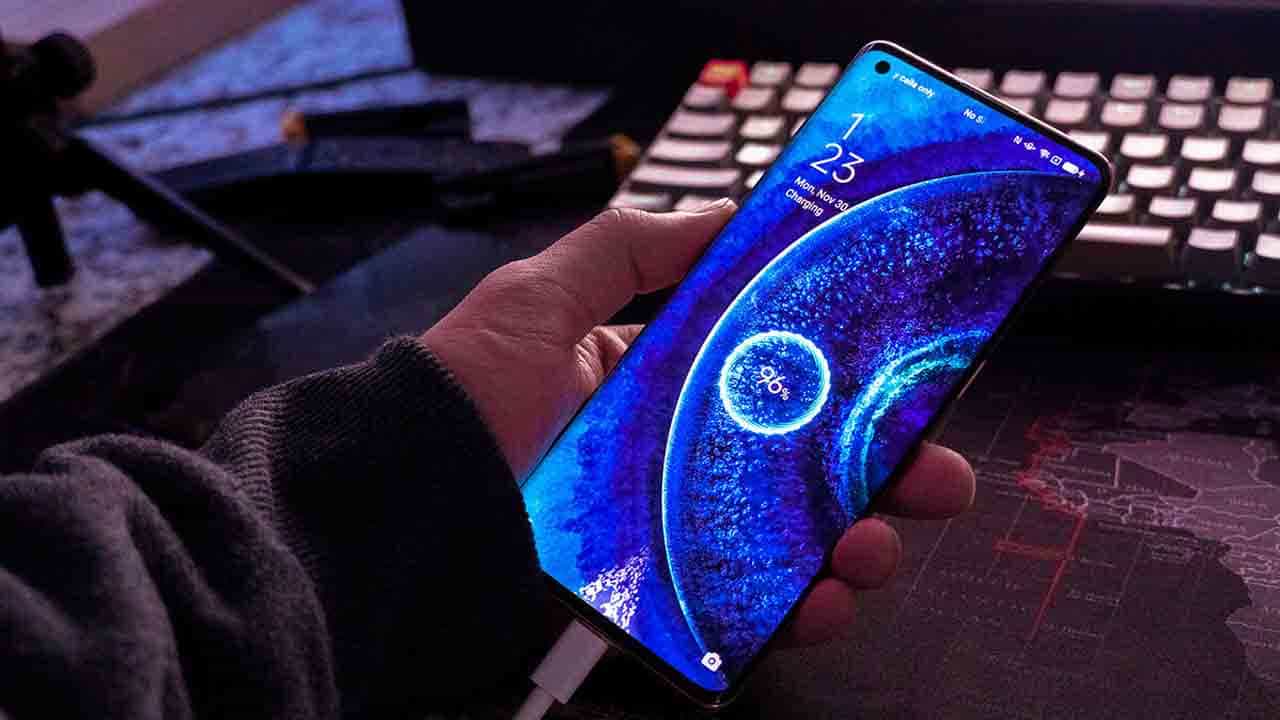 Vivo: ವಿವೋದ ಹೊಸ ಸ್ಮಾರ್ಟ್ಫೋನ್ ಫೀಚರ್ ಕಂಡು ಬೆರಗಾದ ಟೆಕ್ ಮಾರುಕಟ್ಟೆ: ಅಂಥದ್ದೇನಿದೆ ನೋಡಿ Vivo: ವಿವೋದ ಹೊಸ ಸ್ಮಾರ್ಟ್ಫೋನ್ ಫೀಚರ್ ಕಂಡು ಬೆರಗಾದ ಟೆಕ್ ಮಾರುಕಟ್ಟೆ: ಅಂಥದ್ದೇನಿದೆ ನೋಡಿ