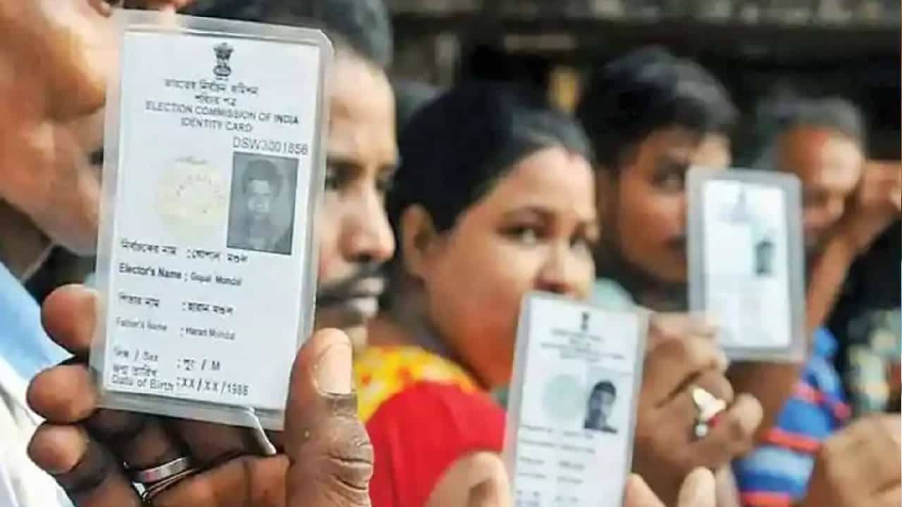 How To Check Name In Voter List: ಅಪ್ಡೇಟ್ ಆದ ಮತದಾರರ ಪಟ್ಟಿಯ ಹೆಸರು ಆನ್ಲೈನ್ನಲ್ಲಿ ಹುಡುಕುವುದು ಹೇಗೆ? How To Check Name In Voter List: ಅಪ್ಡೇಟ್ ಆದ ಮತದಾರರ ಪಟ್ಟಿಯ ಹೆಸರು ಆನ್ಲೈನ್ನಲ್ಲಿ ಹುಡುಕುವುದು ಹೇಗೆ?