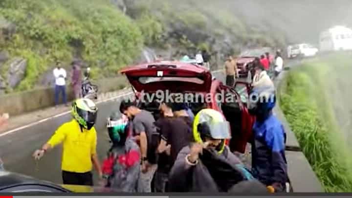 ಪ್ರವಾಸ, ಮೋಜು-ಎಲ್ಲ ಸರಿ, ಆದರೆ ಅದು ಬೇರೆಯವರಿಗೆ ತೊಂದರೆ ಕೊಡುವಂತಿರಬಾರದು! ಪ್ರವಾಸ, ಮೋಜು-ಎಲ್ಲ ಸರಿ, ಆದರೆ ಅದು ಬೇರೆಯವರಿಗೆ ತೊಂದರೆ ಕೊಡುವಂತಿರಬಾರದು!