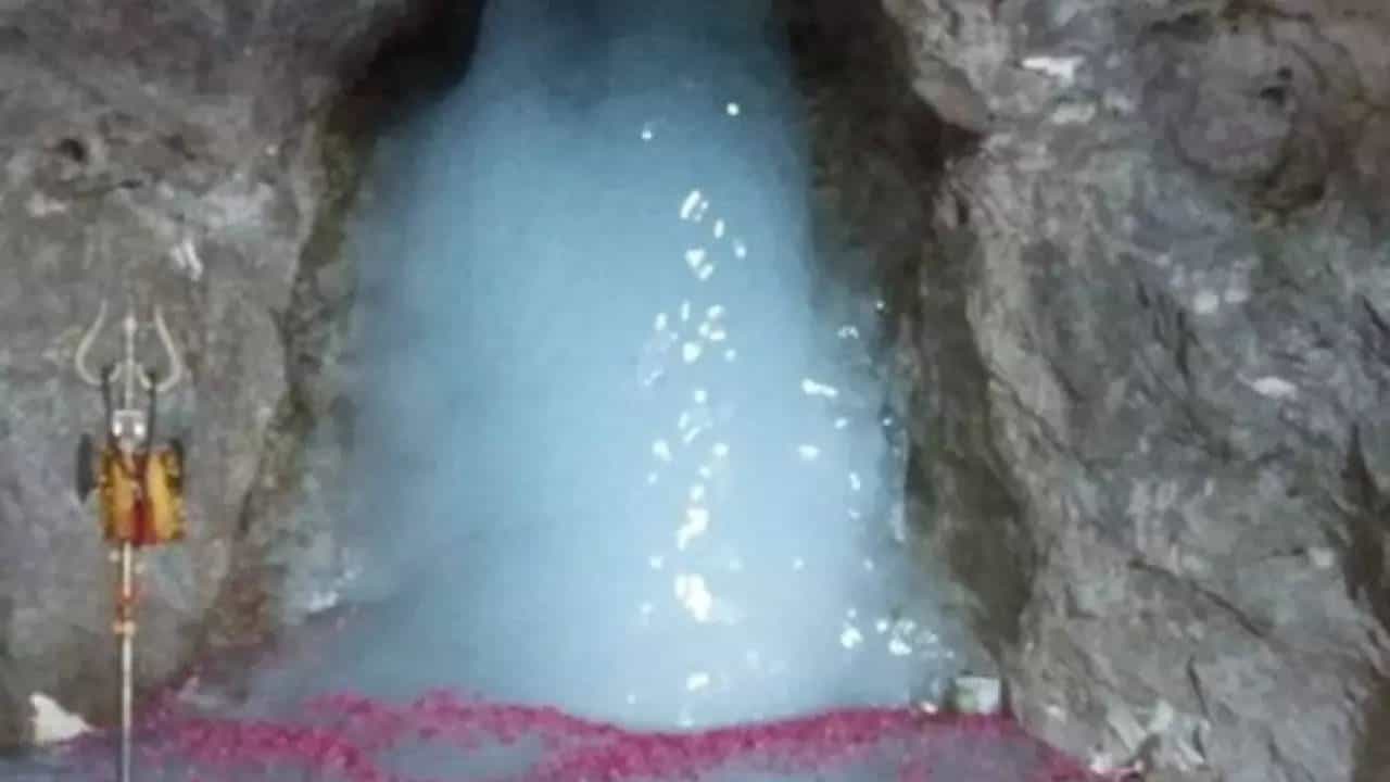 Amarnath Yatra 2022: ಇಂದಿನಿಂದ ಅಮರನಾಥ ಯಾತ್ರೆ ಆರಂಭ; ಹಿಮಾಲಯದಲ್ಲಿ ಬಿಗಿ ಭದ್ರತೆ Amarnath Yatra 2022: ಇಂದಿನಿಂದ ಅಮರನಾಥ ಯಾತ್ರೆ ಆರಂಭ; ಹಿಮಾಲಯದಲ್ಲಿ ಬಿಗಿ ಭದ್ರತೆ
