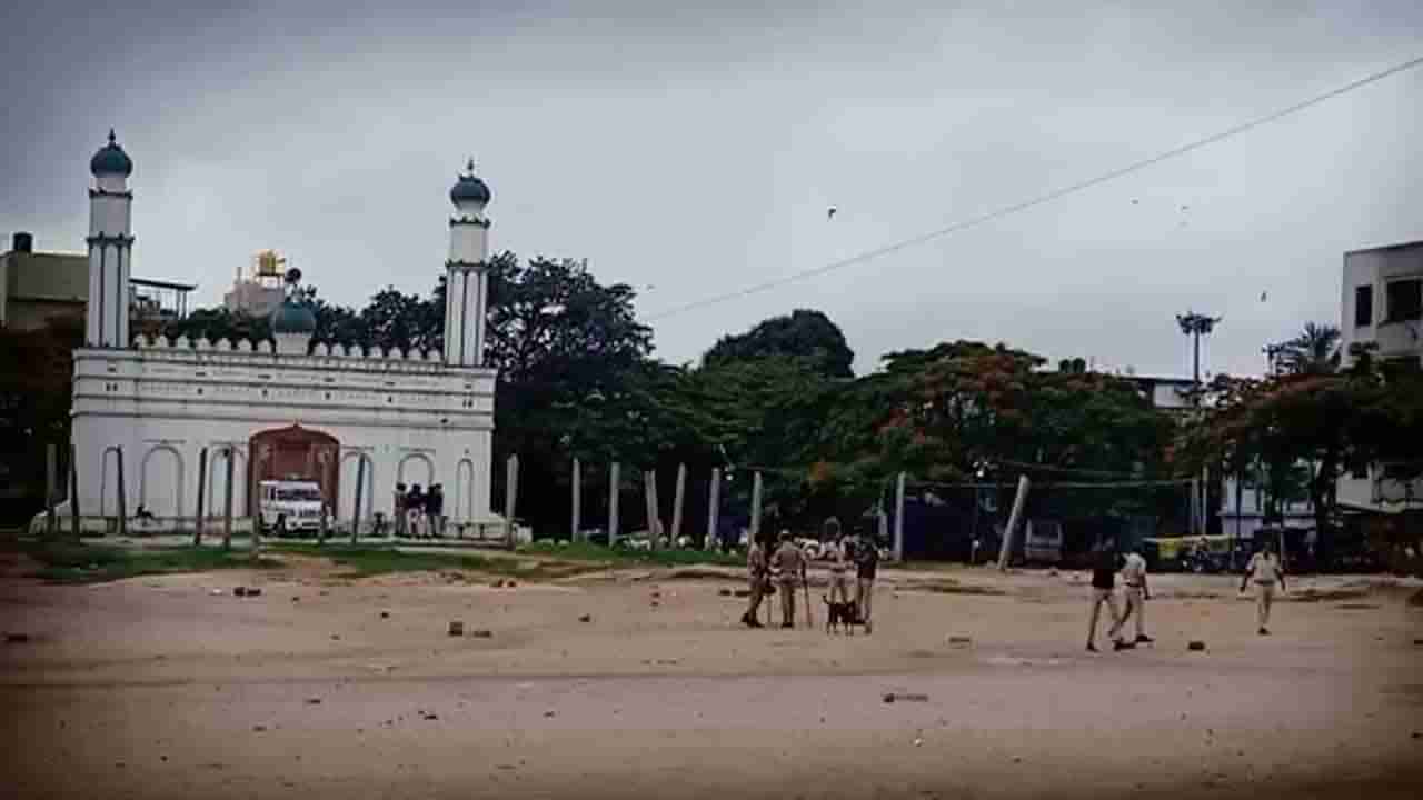 Chamarajpet Bundh: ಬೆಳಗ್ಗೆ 8 ಗಂಟೆಯಿಂದ ಚಾಮರಾಜಪೇಟೆ ಬಂದ್, ಈದ್ಗಾ ಮೈದಾನ ವಿವಾದದ ಹಿನ್ನೆಲೆ ಇ​ಲ್ಲಿದೆ