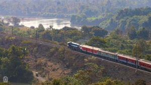 Indian Railways: ರೈಲು ಚಲಾಯಿಸುತ್ತಿದ್ದಾಗಲೇ ಹೃದಯ ಸ್ತಂಭನವಾಗಿ ಸಾವನ್ನಪ್ಪಿದ ಚಾಲಕ