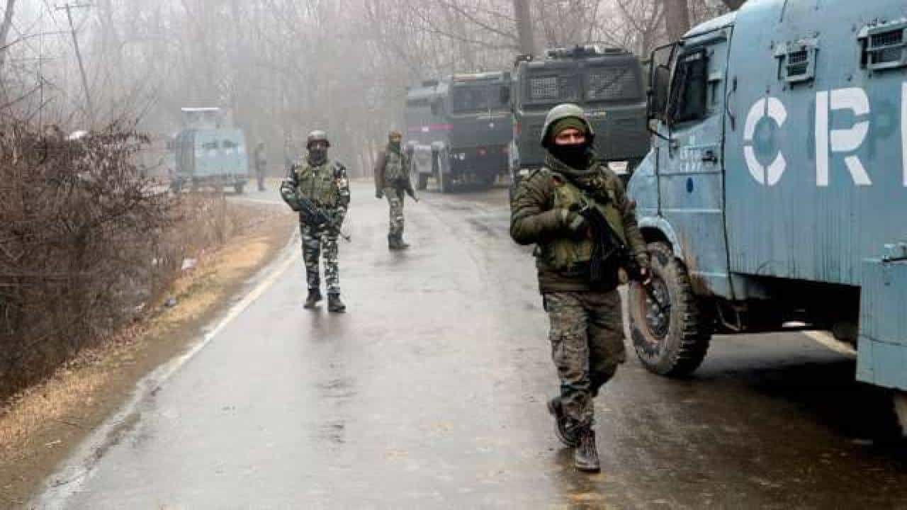 Baramulla: ಜಮ್ಮು ಕಾಶ್ಮೀರದ ಬರಾಮುಲ್ಲಾದಲ್ಲಿ ಇಬ್ಬರು ಎಲ್ಇಟಿ ಉಗ್ರರ ಬಂಧನ Baramulla: ಜಮ್ಮು ಕಾಶ್ಮೀರದ ಬರಾಮುಲ್ಲಾದಲ್ಲಿ ಇಬ್ಬರು ಎಲ್ಇಟಿ ಉಗ್ರರ ಬಂಧನ