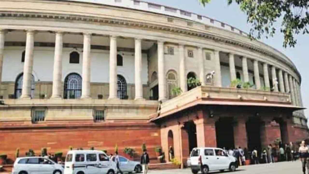 Rajya Sabha Election Result: ನಿರ್ಮಲಾ ಸೀತಾರಾಮನ್, ಜಗ್ಗೇಶ್, ಲೆಹರ್ ಸಿಂಗ್, ಜೈರಾಮ್ ರಮೇಶ್ಗೆ ಗೆಲುವು Rajya Sabha Election Result: ನಿರ್ಮಲಾ ಸೀತಾರಾಮನ್, ಜಗ್ಗೇಶ್, ಲೆಹರ್ ಸಿಂಗ್, ಜೈರಾಮ್ ರಮೇಶ್ಗೆ ಗೆಲುವು