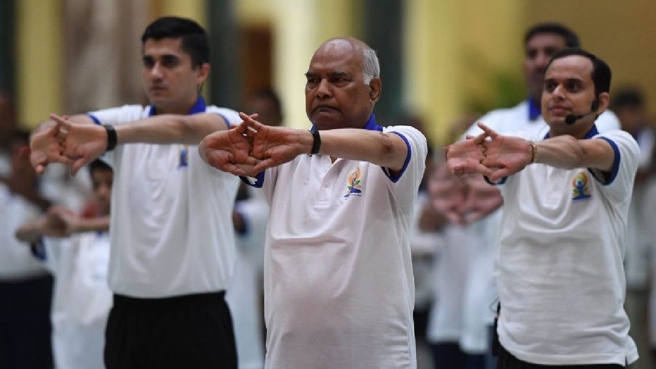 International Yoga Day 2022: ಮಾನವೀಯತೆಗೆ ಭಾರತ ನೀಡಿದ ಕೊಡುಗೆಯೇ ಯೋಗ; ರಾಷ್ಟ್ರಪತಿ ರಾಮನಾಥ ಕೋವಿಂದ್ ಬಣ್ಣನೆ International Yoga Day 2022: ಮಾನವೀಯತೆಗೆ ಭಾರತ ನೀಡಿದ ಕೊಡುಗೆಯೇ ಯೋಗ; ರಾಷ್ಟ್ರಪತಿ ರಾಮನಾಥ ಕೋವಿಂದ್ ಬಣ್ಣನೆ