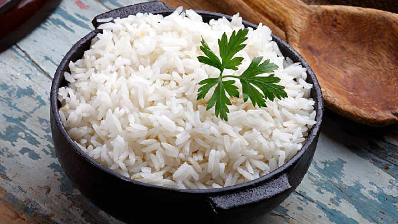 Benefits of Rice: ರಾತ್ರಿ ಹೊತ್ತು ಅನ್ನ ತಿನ್ನಬೇಕೋ ಬೇಡವೋ..? ಹಾಗಾದರೆ ಅನ್ನ ಸೇವಿಸ ಬೇಕಾದ ಸಮಯ ಯಾವುದು..! Benefits of Rice: ರಾತ್ರಿ ಹೊತ್ತು ಅನ್ನ ತಿನ್ನಬೇಕೋ ಬೇಡವೋ..? ಹಾಗಾದರೆ ಅನ್ನ ಸೇವಿಸ ಬೇಕಾದ ಸಮಯ ಯಾವುದು..!