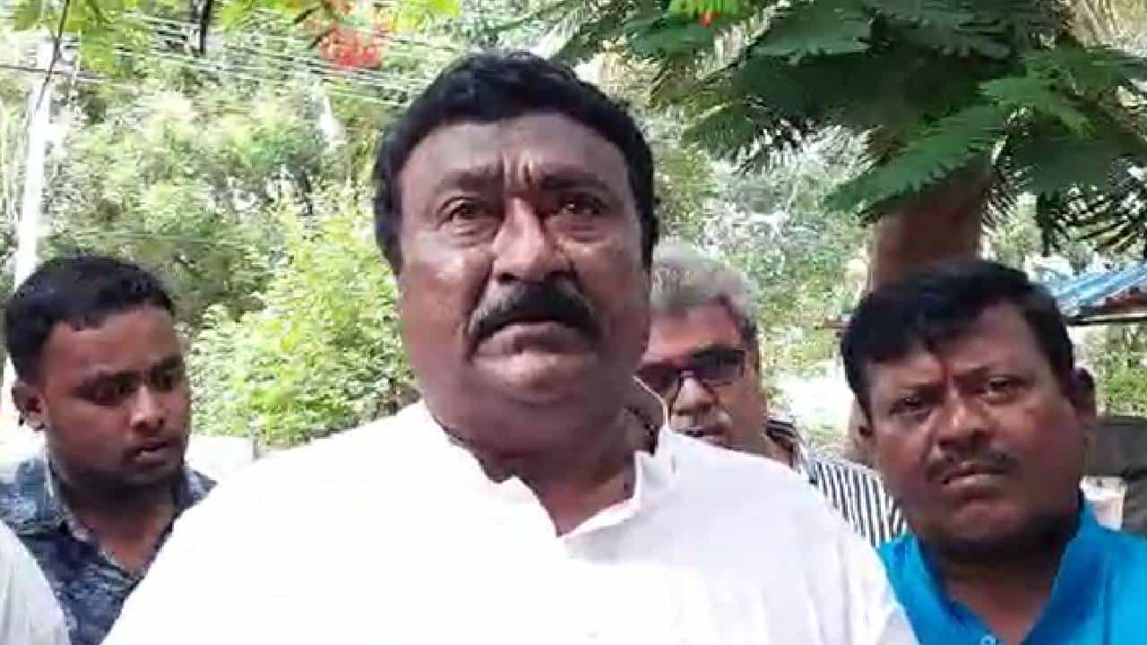 ನಾನು ಜುಲೈ ಮೂರರಂದು ಅಧಿಕೃತವಾಗಿ ಕಾಂಗ್ರೆಸ್ ಸೇರುತ್ತೇನೆ: ಮಾಜಿ ಎಂಎಲ್ಸಿ ಹೆಚ್.ಆರ್ ಶ್ರೀನಾಥ್ ನಾನು ಜುಲೈ ಮೂರರಂದು ಅಧಿಕೃತವಾಗಿ ಕಾಂಗ್ರೆಸ್ ಸೇರುತ್ತೇನೆ: ಮಾಜಿ ಎಂಎಲ್ಸಿ ಹೆಚ್.ಆರ್ ಶ್ರೀನಾಥ್