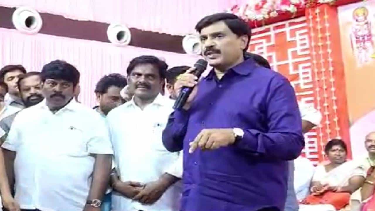 ಬಳ್ಳಾರಿ: ನಾನು ಮನಸ್ಸು ಮಾಡಿದ್ರೆ ಮುಂದೊಂದು ದಿನ ಸಿಎಂ ಆಗುತ್ತೇನೆ: ಮಾಜಿ ಸಚಿವ ಜನಾರ್ದನ ರೆಡ್ಡಿ ಬಳ್ಳಾರಿ: ನಾನು ಮನಸ್ಸು ಮಾಡಿದ್ರೆ ಮುಂದೊಂದು ದಿನ ಸಿಎಂ ಆಗುತ್ತೇನೆ: ಮಾಜಿ ಸಚಿವ ಜನಾರ್ದನ ರೆಡ್ಡಿ