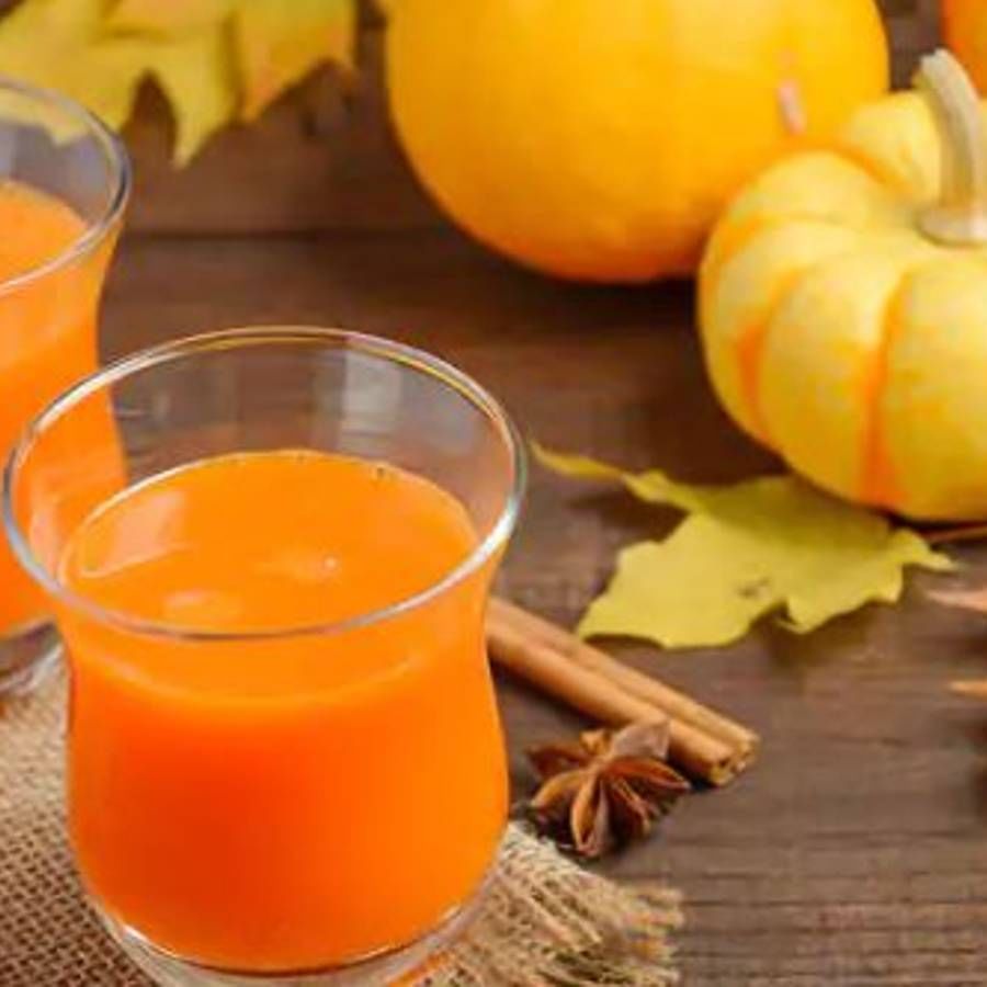 These Vitamins in Pumpkin Juice: Vitamin D, copper, iron and phosphorus in pumpkin juice provides the body with more nutrients.  Also, you can make pumpkin juice with the help of Vitamin B1, B2, B6C, E, beta-carotene. 