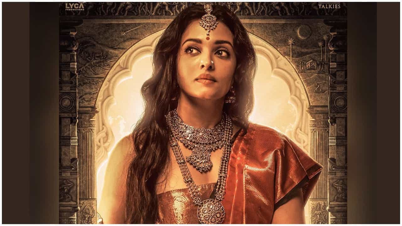 Ponniyin Selvan: ‘ನಮ್ಮ ರಾಣಿ ಮತ್ತೆ ಬಂದರು’: ಐಶ್ವರ್ಯಾ ರೈ ಗೆಟಪ್ ನೋಡಿ ಖುಷಿಯಿಂದ ಕಮೆಂಟ್ ಮಾಡಿದ ಫ್ಯಾನ್ಸ್ Ponniyin Selvan: ‘ನಮ್ಮ ರಾಣಿ ಮತ್ತೆ ಬಂದರು’: ಐಶ್ವರ್ಯಾ ರೈ ಗೆಟಪ್ ನೋಡಿ ಖುಷಿಯಿಂದ ಕಮೆಂಟ್ ಮಾಡಿದ ಫ್ಯಾನ್ಸ್