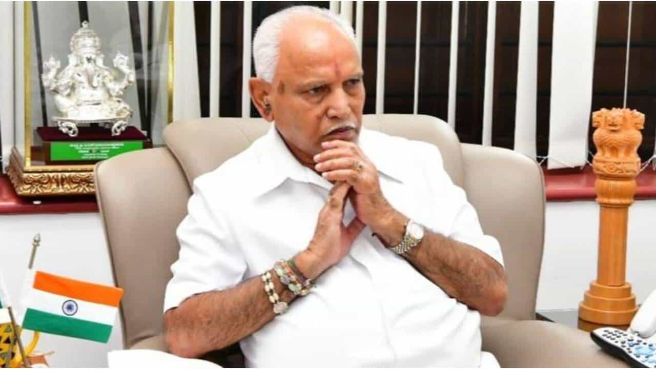 ಯುಟರ್ನ್ ಹೊಡೆದ ಮಾಜಿ ಮುಖ್ಯಮಂತ್ರಿ ಬಿ.ಎಸ್. ಯಡಿಯೂರಪ್ಪ, ಈಗ ಹೇಳಿದ್ದೇನು? ಯುಟರ್ನ್ ಹೊಡೆದ ಮಾಜಿ ಮುಖ್ಯಮಂತ್ರಿ ಬಿ.ಎಸ್. ಯಡಿಯೂರಪ್ಪ, ಈಗ ಹೇಳಿದ್ದೇನು?
