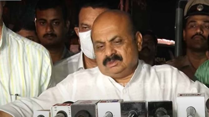 Karnataka Politics: ವಿಧಾನಸಭಾ ಚುನಾವಣೆಗೆ ಬಿಜೆಪಿ ಸಿದ್ಧತೆ, ಸಿಎಂ ಪ್ರವಾಸ, ಬಿಜೆಪಿ ಜನೋತ್ಸವ, ಕರ್ನಾಟಕಕ್ಕೆ ವರಿಷ್ಠರ ಭೇಟಿ Karnataka Politics: ವಿಧಾನಸಭಾ ಚುನಾವಣೆಗೆ ಬಿಜೆಪಿ ಸಿದ್ಧತೆ, ಸಿಎಂ ಪ್ರವಾಸ, ಬಿಜೆಪಿ ಜನೋತ್ಸವ, ಕರ್ನಾಟಕಕ್ಕೆ ವರಿಷ್ಠರ ಭೇಟಿ
