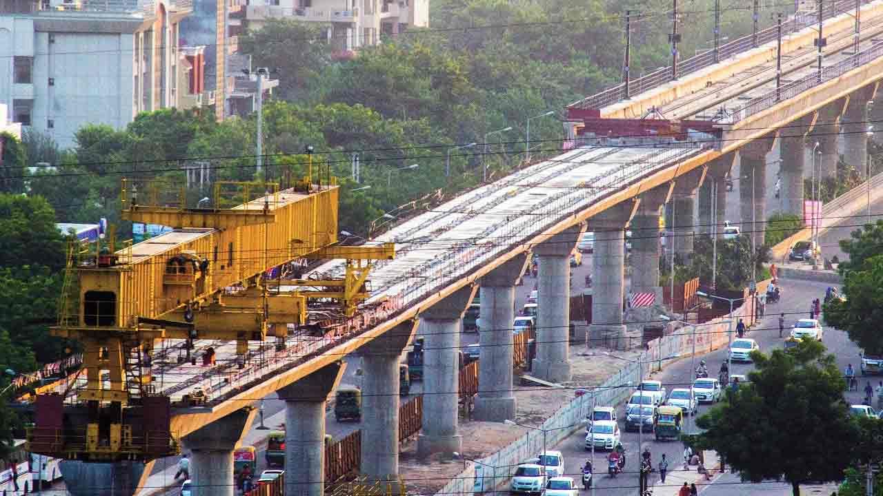 Namma Metro Phase II: ಆರ್​ವಿ ರಸ್ತೆ-ಬೊಮ್ಮಸಂದ್ರ ಮಾರ್ಗ; ಇನ್ನೊಂದು ವರ್ಷದಲ್ಲಿ ಮೆಟ್ರೋ ರೈಲು ಸಂಚಾರ ಸಾಧ್ಯತೆ