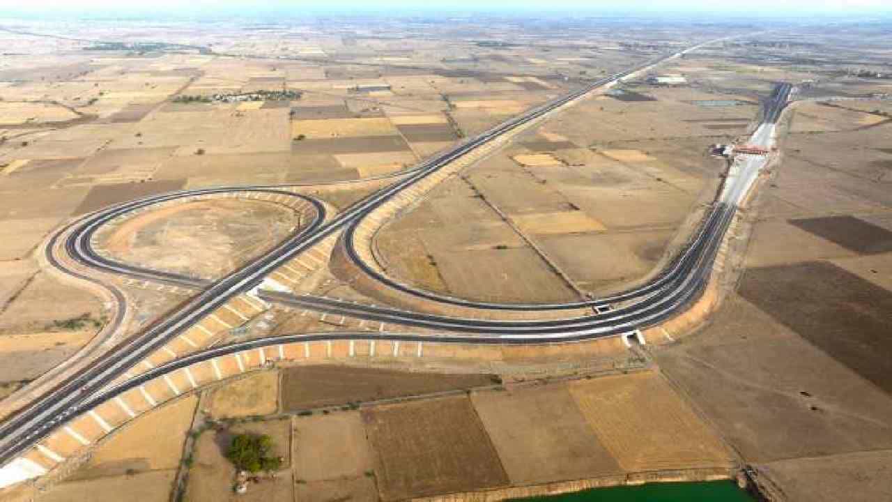 Bundelkhand Expressway: ಉತ್ತರಪ್ರದೇಶದಲ್ಲಿ ಪ್ರಧಾನಿ ಮೋದಿಯಿಂದ ಇಂದು ಬುಂದೇಲ್​ಖಂಡ್​ ಎಕ್ಸ್​ಪ್ರೆಸ್​ ವೇ ಉದ್ಘಾಟನೆ