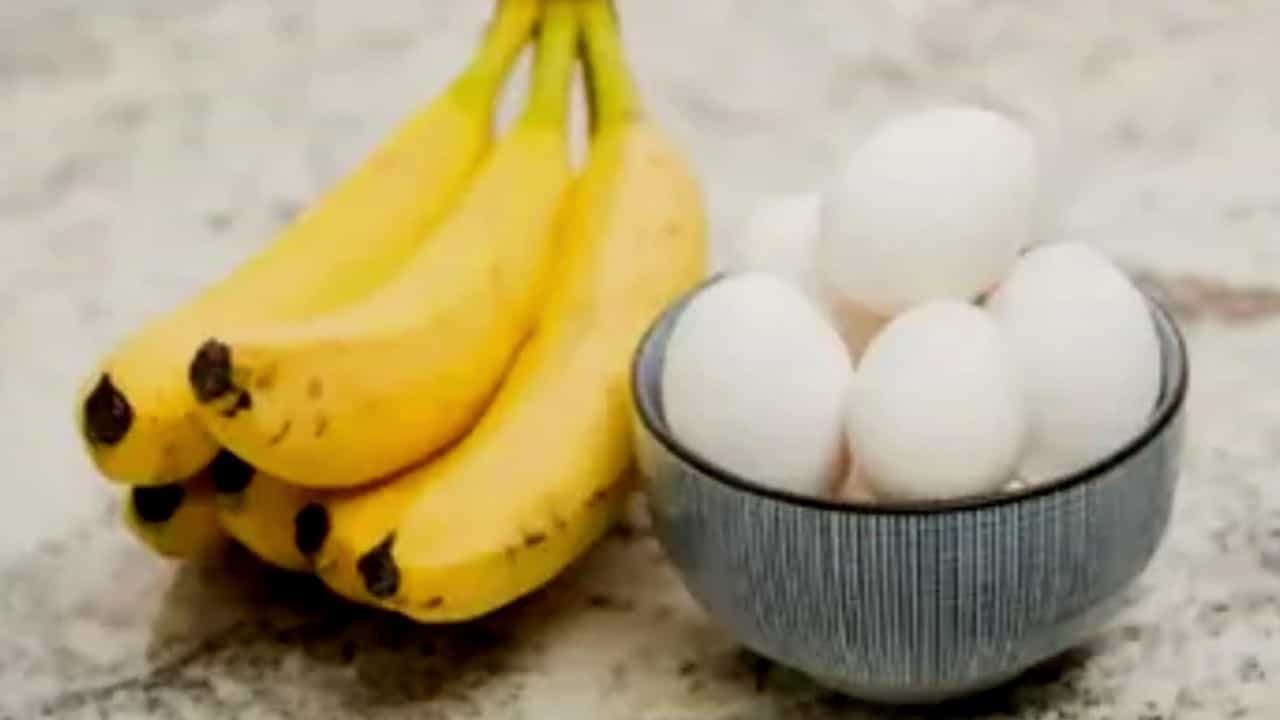 ಮೊಟ್ಟೆ v/s ಬಾಳೆಹಣ್ಣು: ಶಾಲಾ ಮಕ್ಕಳಿಗೆ ಕೋಳಿ ಮೊಟ್ಟೆಗೆ ಬಾಳೆಹಣ್ಣು ಪರ್ಯಾಯವೇ, ತಜ್ಞರು ಹೇಳುವುದೇನು? ಮೊಟ್ಟೆ v/s ಬಾಳೆಹಣ್ಣು: ಶಾಲಾ ಮಕ್ಕಳಿಗೆ ಕೋಳಿ ಮೊಟ್ಟೆಗೆ ಬಾಳೆಹಣ್ಣು ಪರ್ಯಾಯವೇ, ತಜ್ಞರು ಹೇಳುವುದೇನು?
