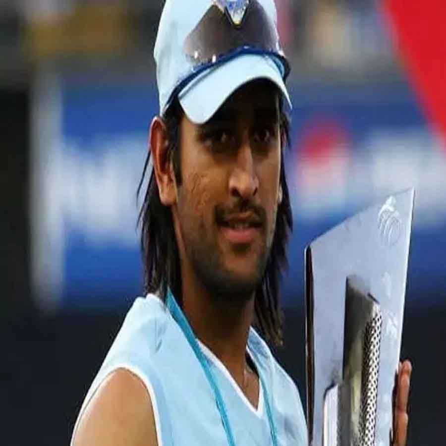 Happy Birthday MS Dhoni: ಬರ್ತ್​ಡೇ ಬಾಯ್ ಧೋನಿ ಬಗ್ಗೆ ನೀವು ತಿಳಿದುಕೊಳ್ಳಲೇಬೇಕಾದ 8 ಪ್ರಮುಖ ಸಂಗತಿಗಳು