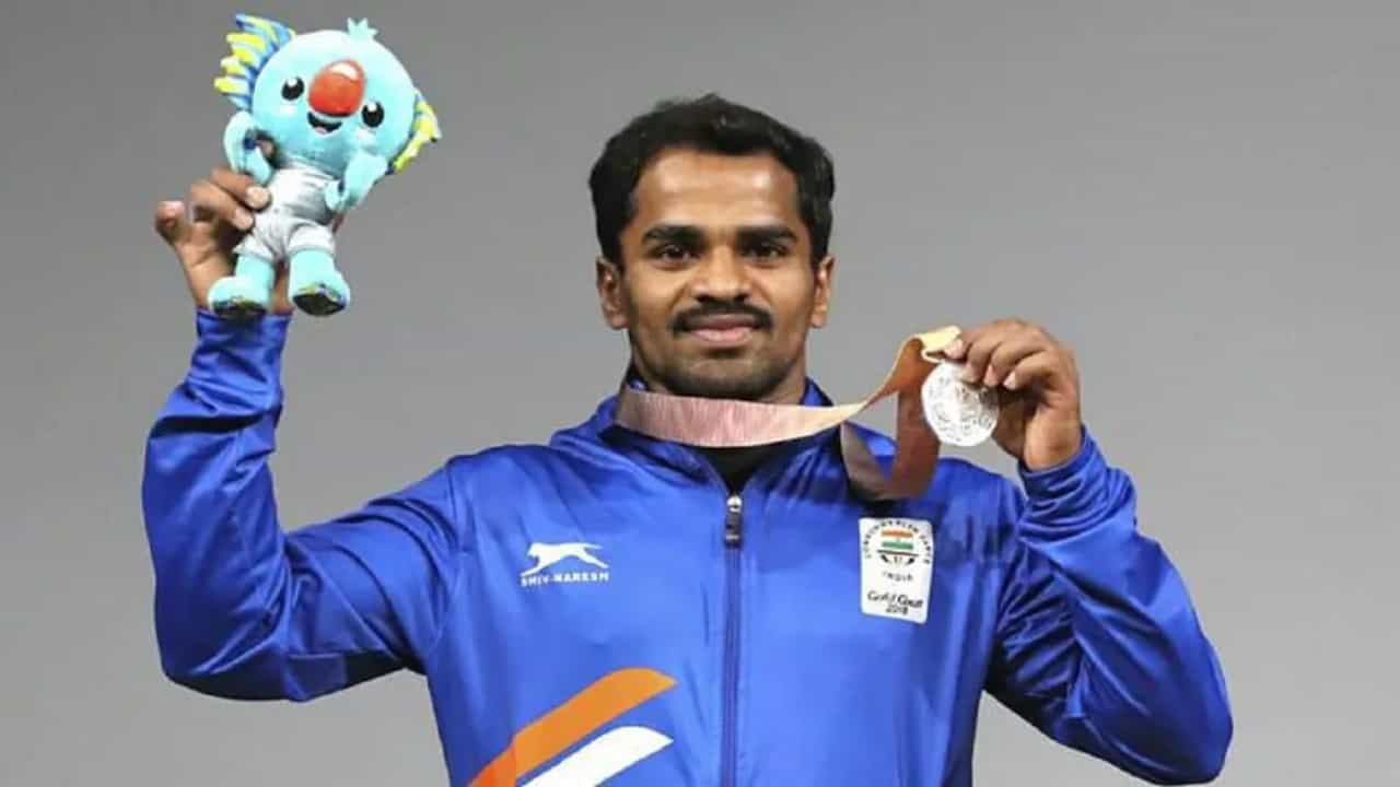CWG 2022: ಕಾಮನ್ವೆಲ್ತ್ನಲ್ಲಿ ಕಂಚು ಗೆದ್ದ ಡ್ರೈವರ್ ಮಗ; ಕನ್ನಡಿಗನ ಸಾಧನೆಯ ಬಗ್ಗೆ ನಿಮಗೆಷ್ಟು ಗೊತ್ತು? CWG 2022: ಕಾಮನ್ವೆಲ್ತ್ನಲ್ಲಿ ಕಂಚು ಗೆದ್ದ ಡ್ರೈವರ್ ಮಗ; ಕನ್ನಡಿಗನ ಸಾಧನೆಯ ಬಗ್ಗೆ ನಿಮಗೆಷ್ಟು ಗೊತ್ತು?