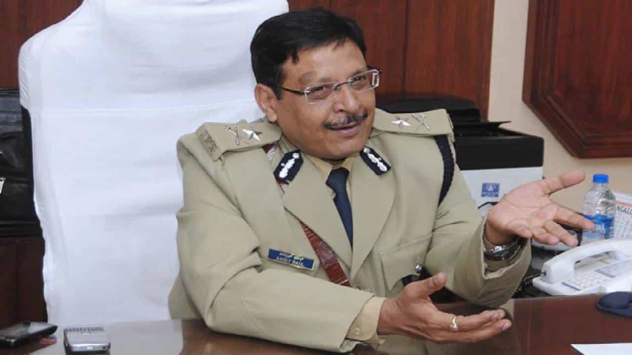 PSI Recruitment Scam: ಸಿಐಡಿ ಕಸ್ಟಡಿಯಲ್ಲಿರುವ ಐಪಿಎಸ್ ಅಮೃತ್ ಪಾಲ್ಗೆ ನಿದ್ದೆ ಬರ್ತಿಲ್ಲವಂತೆ! ಅದು ಬೇಕೇಬೇಕಂತೆ! PSI Recruitment Scam: ಸಿಐಡಿ ಕಸ್ಟಡಿಯಲ್ಲಿರುವ ಐಪಿಎಸ್ ಅಮೃತ್ ಪಾಲ್ಗೆ ನಿದ್ದೆ ಬರ್ತಿಲ್ಲವಂತೆ! ಅದು ಬೇಕೇಬೇಕಂತೆ!