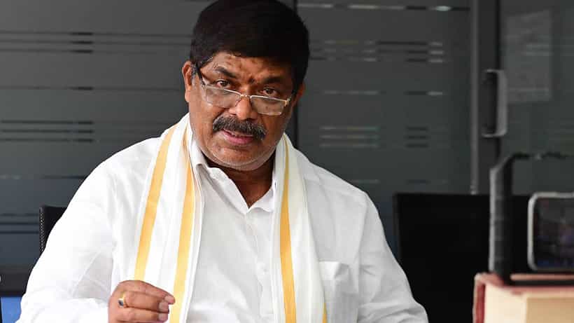 ಹಾಸನ ಜಿಲ್ಲೆಯಲ್ಲಿ 150ಕ್ಕೂ ಹೆಚ್ಚು ಮನೆಗಳಿಗೆ ಹಾನಿ; 5 ಲಕ್ಷ ಪರಿಹಾರ ನೀಡುವುದಾಗಿ ಸಚಿವ ಕೆ.ಗೋಪಾಲಯ್ಯ ಭರವಸೆ