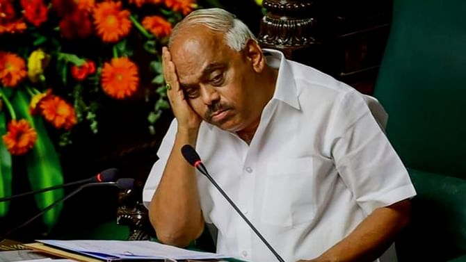 ಸಜ್ಜನ ರಾಜಕಾರಣಿ ಅನ್ನಿಸಿಕೊಂಡಿರುವ 'ಸ್ಪೀಕರ್' ರಮೇಶ್ ಕುಮಾರ್ ಅವರಿಗೇಕೆ ಈ ಮುಂಗೋಪ!? ಸಜ್ಜನ ರಾಜಕಾರಣಿ ಅನ್ನಿಸಿಕೊಂಡಿರುವ 'ಸ್ಪೀಕರ್' ರಮೇಶ್ ಕುಮಾರ್ ಅವರಿಗೇಕೆ ಈ ಮುಂಗೋಪ!?