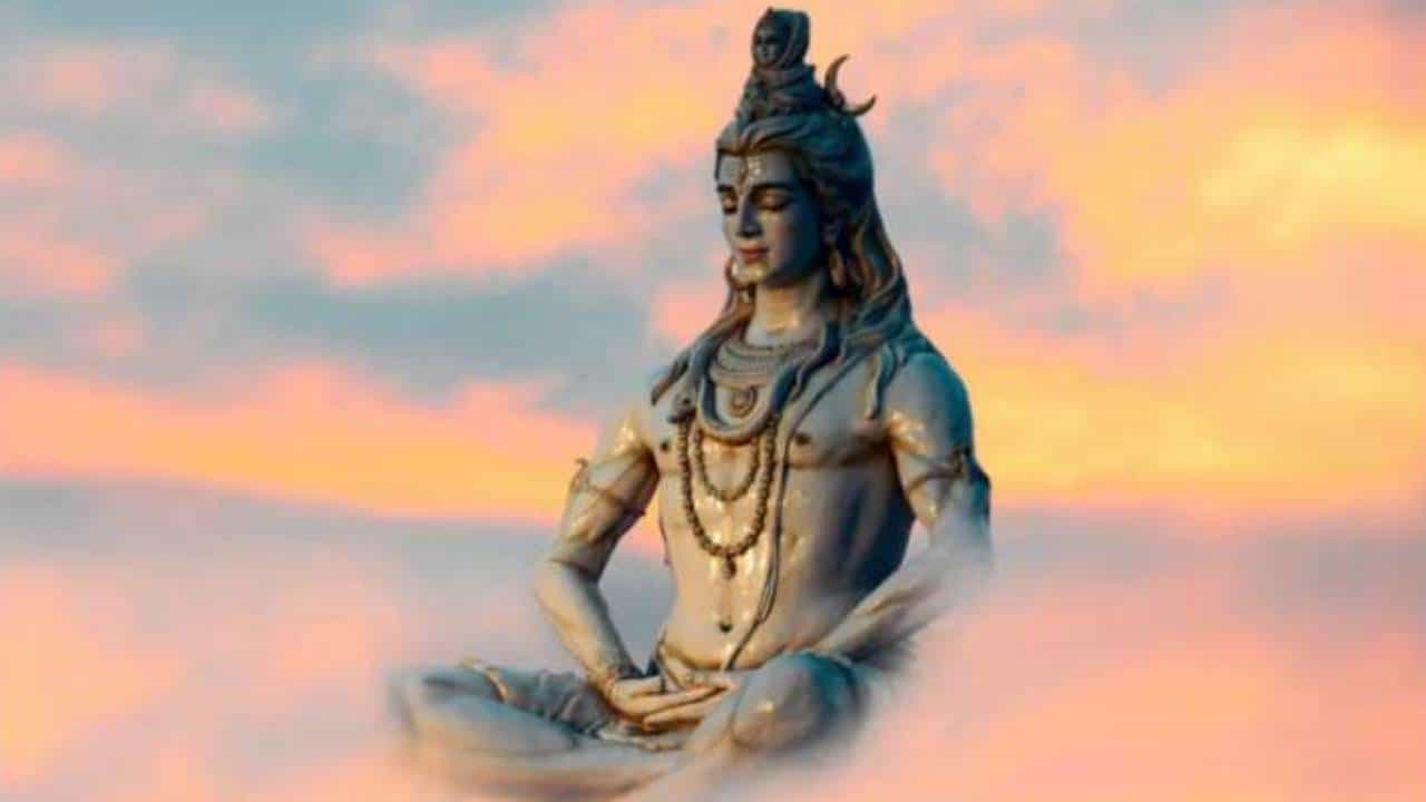 Shravana Masa 2022: ಶ್ರಾವಣ ಸೋಮವಾರದ ಮಹತ್ವವೇನು? ಯಾವ ಮಂತ್ರ ಪಠಣೆಯಿಂದ ಶಿವನ ಪೂಜೆ ಮಾಡಬೇಕು? Shravana Masa 2022: ಶ್ರಾವಣ ಸೋಮವಾರದ ಮಹತ್ವವೇನು? ಯಾವ ಮಂತ್ರ ಪಠಣೆಯಿಂದ ಶಿವನ ಪೂಜೆ ಮಾಡಬೇಕು?