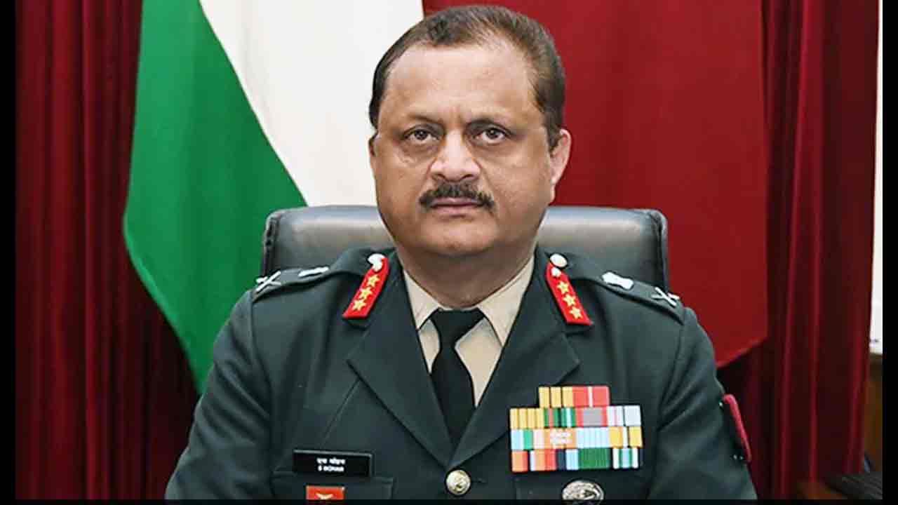 ಭಾರತಕ್ಕೆ ಮತ್ತೊಂದು ಗೌರವ: ಸುಡಾನ್ನಲ್ಲಿರುವ ವಿಶ್ವಸಂಸ್ಥೆಯ ಶಾಂತಿಪಾಲನೆ ಕಮಾಂಡರ್ ಆಗಿ ಭಾರತೀಯ ಸೇನೆಯ ಅಧಿಕಾರಿ ನೇಮಕ ಭಾರತಕ್ಕೆ ಮತ್ತೊಂದು ಗೌರವ: ಸುಡಾನ್ನಲ್ಲಿರುವ ವಿಶ್ವಸಂಸ್ಥೆಯ ಶಾಂತಿಪಾಲನೆ ಕಮಾಂಡರ್ ಆಗಿ ಭಾರತೀಯ ಸೇನೆಯ ಅಧಿಕಾರಿ ನೇಮಕ