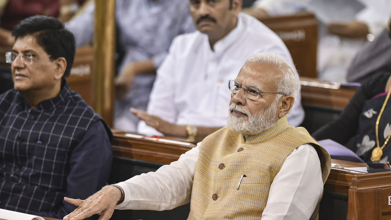 ವಿಪಕ್ಷಗಳು ದೇಶಕ್ಕಿಂತ ಮೇಲೆ ತಮ್ಮ ರಾಜಕೀಯ ಹಿತಾಸಕ್ತಿಯನ್ನು ಇರಿಸಿವೆ: ನರೇಂದ್ರ ಮೋದಿ ವಿಪಕ್ಷಗಳು ದೇಶಕ್ಕಿಂತ ಮೇಲೆ ತಮ್ಮ ರಾಜಕೀಯ ಹಿತಾಸಕ್ತಿಯನ್ನು ಇರಿಸಿವೆ: ನರೇಂದ್ರ ಮೋದಿ