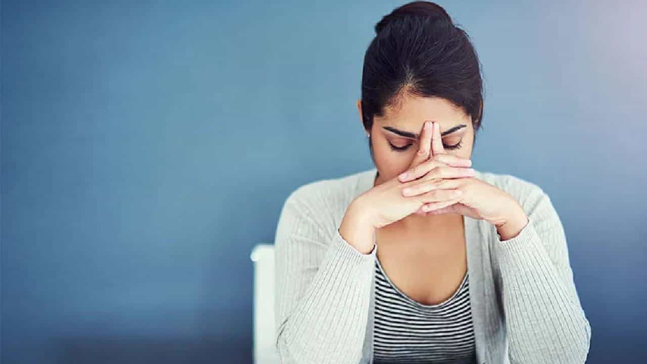 Mental Health: ಇಷ್ಟಪಟ್ಟವರನ್ನು ಕಳೆದುಕೊಂಡ ದುಃಖದಿಂದ ಹೊರಬರಲು ಸೂತ್ರಗಳು Mental Health: ಇಷ್ಟಪಟ್ಟವರನ್ನು ಕಳೆದುಕೊಂಡ ದುಃಖದಿಂದ ಹೊರಬರಲು ಸೂತ್ರಗಳು