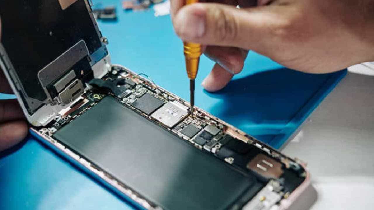 Right To Repair: 'ರಿಪೇರಿ ಮಾಡುವ ಹಕ್ಕು' ಪರಿಚಯಿಸಲು ಮುಂದಾದ ಕೇಂದ್ರ ಸರ್ಕಾರ, ಇದರಿಂದ ಗ್ರಾಹಕರಿಗೇನು ಲಾಭ ಗೊತ್ತಾ? Right To Repair: 'ರಿಪೇರಿ ಮಾಡುವ ಹಕ್ಕು' ಪರಿಚಯಿಸಲು ಮುಂದಾದ ಕೇಂದ್ರ ಸರ್ಕಾರ, ಇದರಿಂದ ಗ್ರಾಹಕರಿಗೇನು ಲಾಭ ಗೊತ್ತಾ?