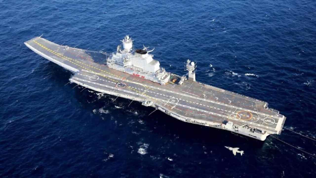 ಕಾರವಾರದ INS ವಿಕ್ರಮಾದಿತ್ಯ ಯುದ್ಧನೌಕೆಯಲ್ಲಿ ಬೆಂಕಿ, ಅವಘಡ ತಪ್ಪಿಸಿದ ಸಿಬ್ಬಂದಿ ಕಾರವಾರದ INS ವಿಕ್ರಮಾದಿತ್ಯ ಯುದ್ಧನೌಕೆಯಲ್ಲಿ ಬೆಂಕಿ, ಅವಘಡ ತಪ್ಪಿಸಿದ ಸಿಬ್ಬಂದಿ