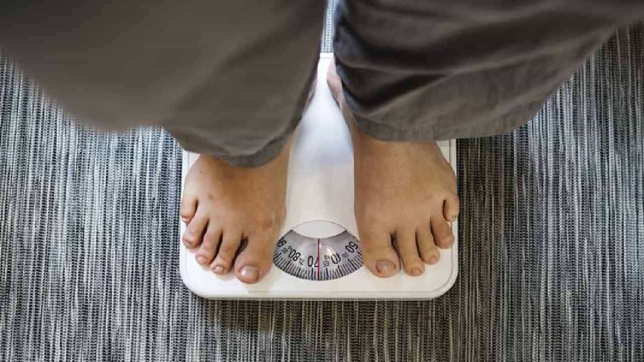 Health Tips: ತೂಕ ನಷ್ಟದ ನಿಧಾನ ಫಲಿತಾಂಶಕ್ಕೆ ಕಾರಣವಾಗುವ ಸಾಮಾನ್ಯ ತಪ್ಪುಗಳು ಇಲ್ಲಿವೆ Health Tips: ತೂಕ ನಷ್ಟದ ನಿಧಾನ ಫಲಿತಾಂಶಕ್ಕೆ ಕಾರಣವಾಗುವ ಸಾಮಾನ್ಯ ತಪ್ಪುಗಳು ಇಲ್ಲಿವೆ