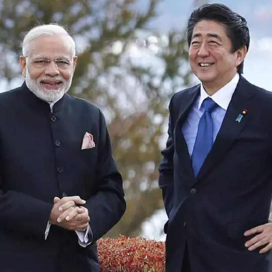 India's ally Japan former Prime Minister Shinzo Abe was assassinated Here are photos of Shinzo with PM Modi
