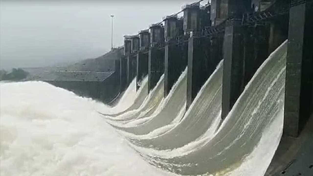 Karnataka Dams Water Level: ಬಹುತೇಕ ಭರ್ತಿಗೊಂಡ ಕೆಆರ್ಎಸ್, ರಾಜ್ಯದ ವಿವಿಧ ಅಣೆಕಟ್ಟುಗಳ ಸದ್ಯದ ಸ್ಥಿತಿಗತಿ ಹೀಗಿದೆ Karnataka Dams Water Level: ಬಹುತೇಕ ಭರ್ತಿಗೊಂಡ ಕೆಆರ್ಎಸ್, ರಾಜ್ಯದ ವಿವಿಧ ಅಣೆಕಟ್ಟುಗಳ ಸದ್ಯದ ಸ್ಥಿತಿಗತಿ ಹೀಗಿದೆ