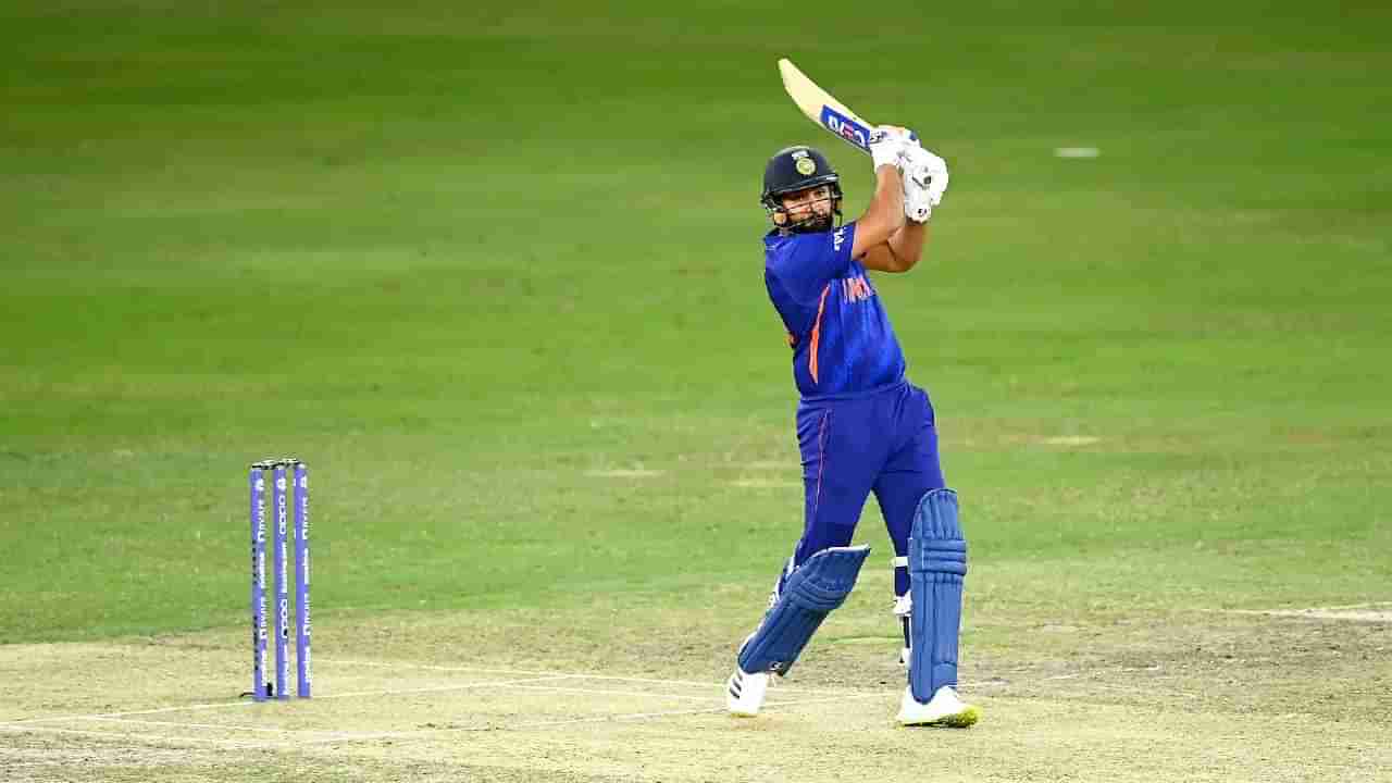 Rohit Sharma: ಕೊಹ್ಲಿ, ಗಪ್ಟಿಲ್​ನ ಹಿಂದಿಕ್ಕಿ ವಿಶ್ವ ದಾಖಲೆ ಬರೆದ ಹಿಟ್​ಮ್ಯಾನ್