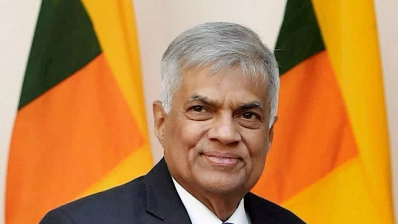 ಶ್ರೀಲಂಕಾದ ನೂತನ ಅಧ್ಯಕ್ಷ ರಾನಿಲ್ ವಿಕ್ರಮಸಿಂಘೆಗೆ ಪ್ರಧಾನಿ ಮೋದಿ ಅಭಿನಂದನೆ ಶ್ರೀಲಂಕಾದ ನೂತನ ಅಧ್ಯಕ್ಷ ರಾನಿಲ್ ವಿಕ್ರಮಸಿಂಘೆಗೆ ಪ್ರಧಾನಿ ಮೋದಿ ಅಭಿನಂದನೆ