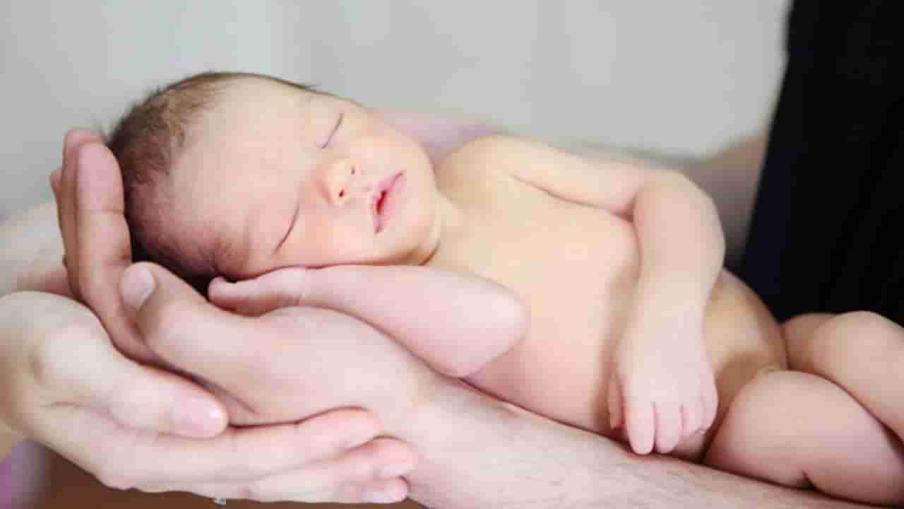 ಮೂಗಿನ ಕಾಸ್ಮೆಟಿಕ್ ಸರ್ಜರಿ ಮಾಡಿಸಿಕೊಳ್ಳಲು ರಷ್ಯನ್ ಮಹಿಳೆಯೊಬ್ಬಳು ತನ್ನ 5-ದಿನದ ಶಿಶುವನ್ನು ಮಾರಾಟ ಮಾಡಿದಳು